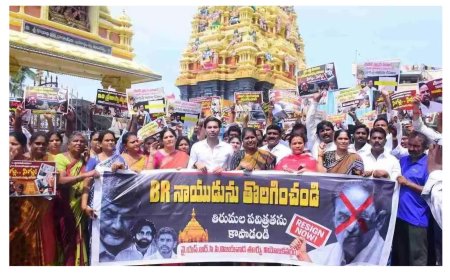 గంగమ్మ ఆలయం వేదికగా వైసిపి రాజకీయం.. 30 యాక్ట్ అమలు చేయని పోలీసులు.. తిరుపతిలో టీడీపీ కేడర్ ను చేజేతులారా నాశనం చేస్తున్న చంద్రబాబు